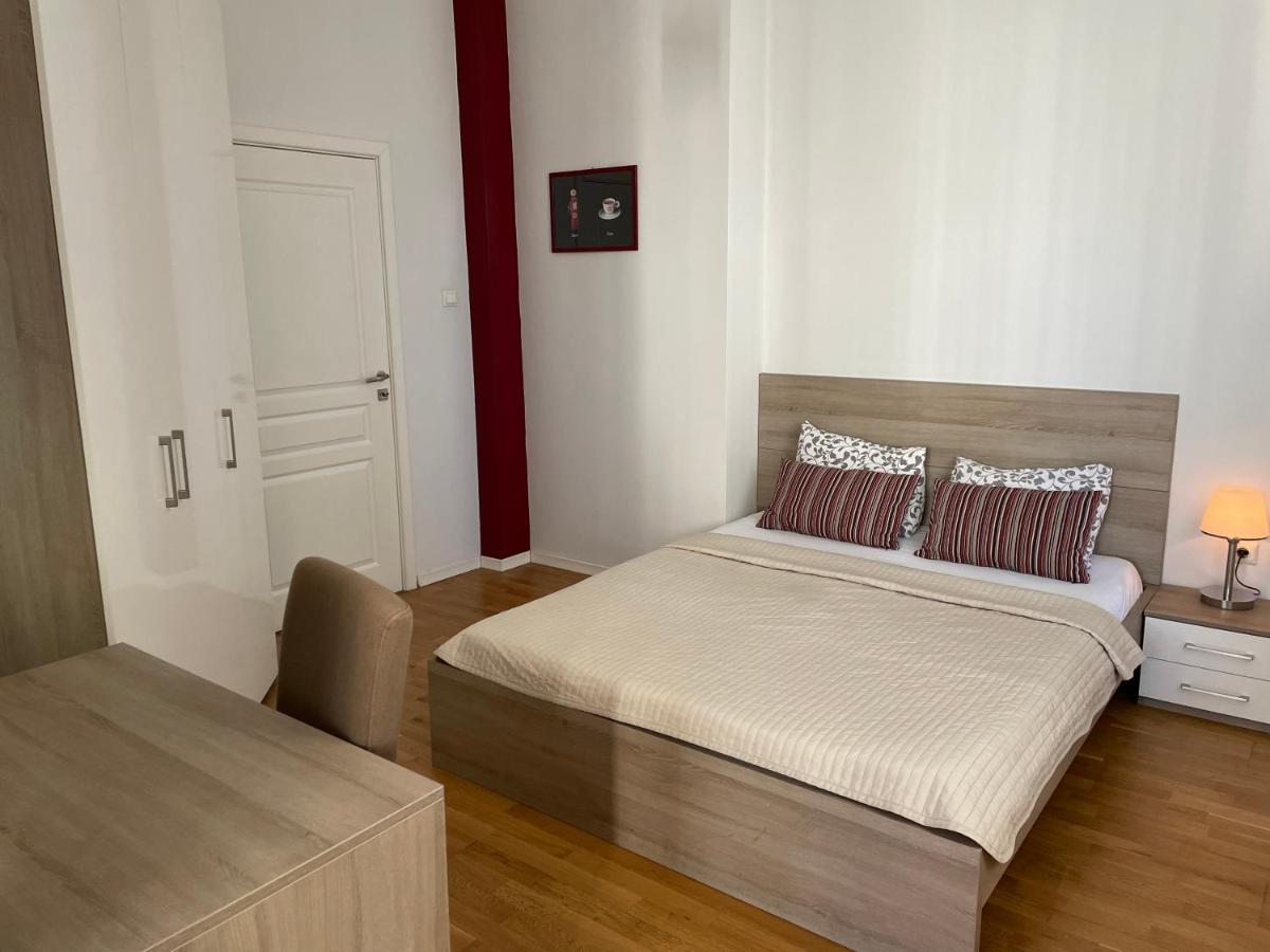 The Central Post Apartments Sofia Buitenkant foto